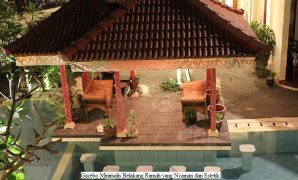 Gazebo Minimalis Belakang Rumah