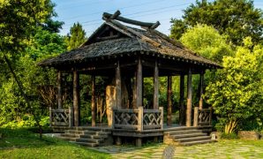 Mengenal Fungsi Gazebo Taman Depan Rumah